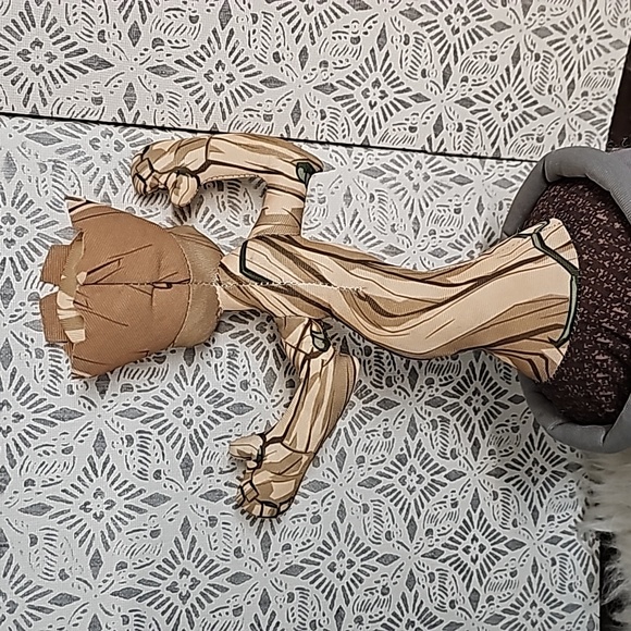 Walt Disney World Guardians Of The Galaxy plush potted plant root 15-in groot - Picture 5 of 10